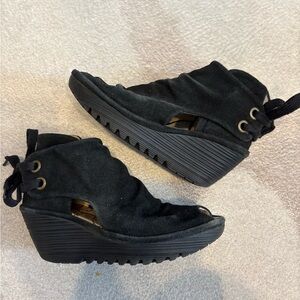 Fly London Yema Suede Wedge Heel Peep Toe Sandals Black size 36